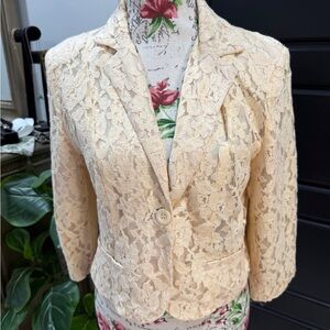 Roommates Cream Lace Single-Button Blazer